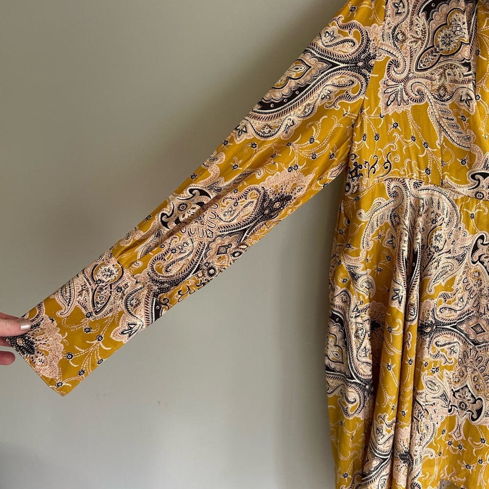 Free People Yellow Paisley V-Neck Tunic - Picture 4 of 13